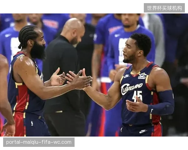 米切尔关键时刻接管比赛，骑士加时逆转活塞拒绝被横扫。